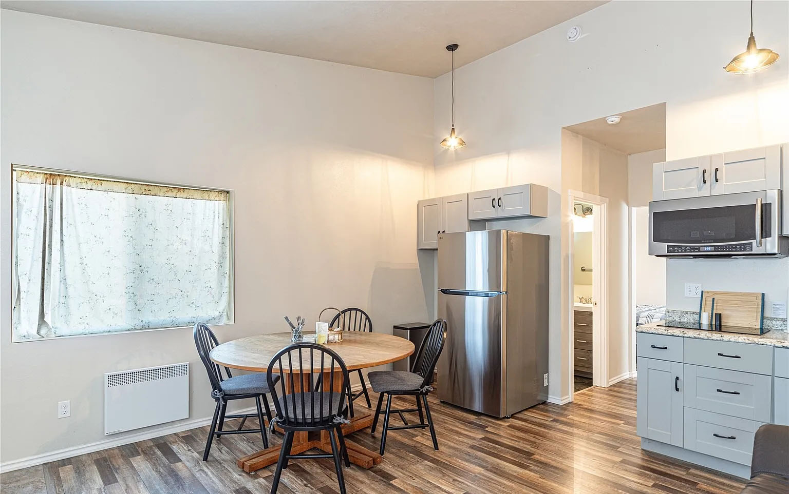 Kitchen and dining area